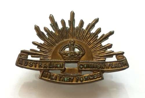 AUSTRALIAN COMMONWEALTH RISING SUN MILITARY FORCES BADGE 25X40MM