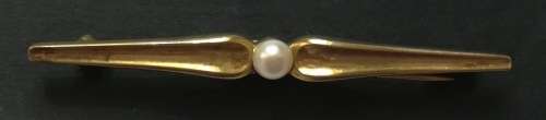 8K GOLD 333 GOLD AND PEARL BROOCH 2.9G 65MM