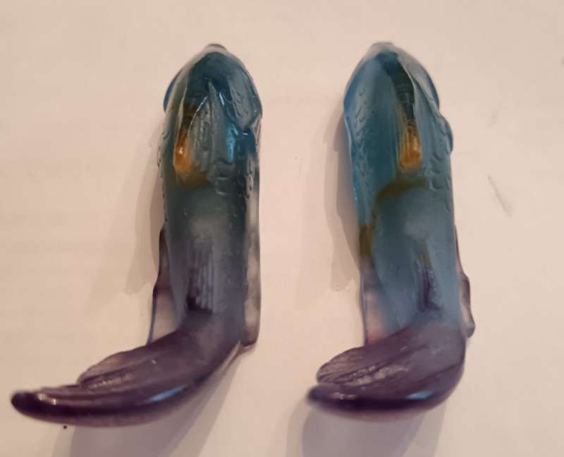 DAUM PATE DE VERRE FRANCE SIGNED PAIR CARP FISH IN SINGAPORE AIRLINES PRIORITY PASSENGER SERVICE BOX