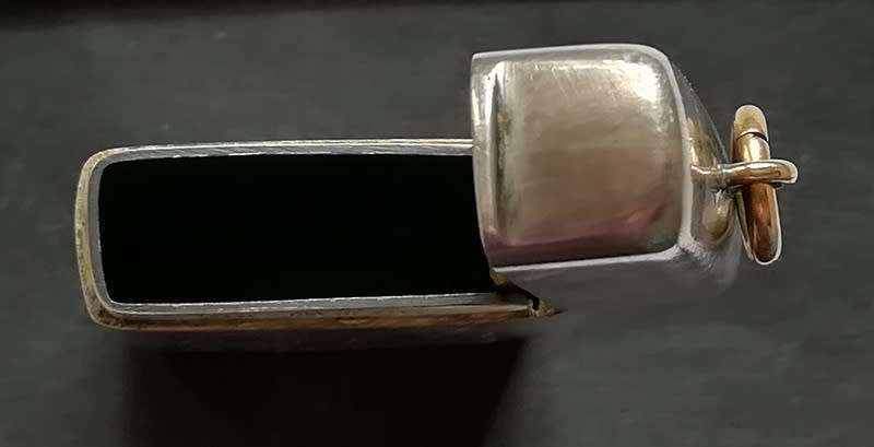 STERLING SILVER BIRMINGHAM 1898 (GOLD RING + HINGE) VESTA CASE 30 X 45MM 35.5 GRAMS
