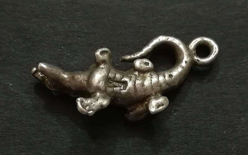 STERLING SILVER CHARM - ALLIGATOR 5 X 15MM 2.1 GRAMS