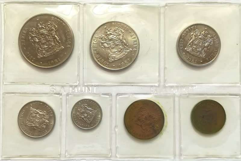 S A 1981 S A M COIN PACK SET
