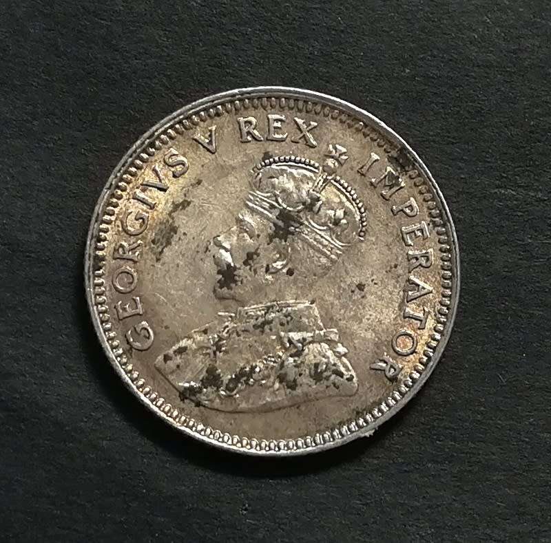UNION 1933 6 PENCE