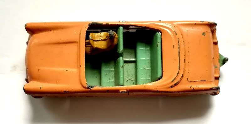LESNEY MATCHBOX FORD ZODIAC CONVERTIBLE NO.39