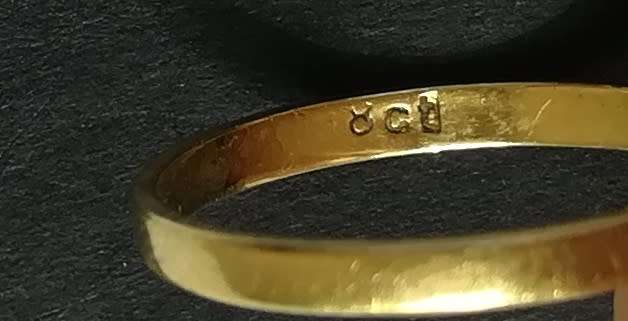 8CT GOLD RING 1 GRAM SIZE G 1/2