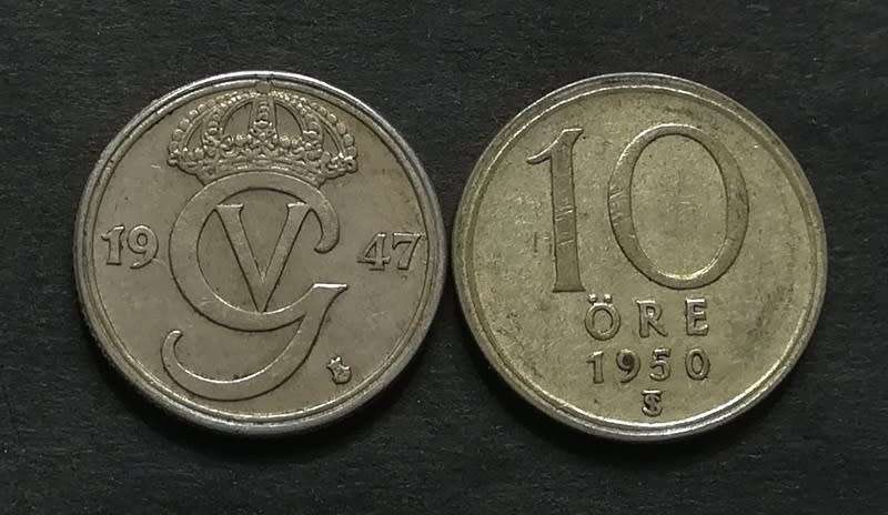 SWEDEN SILVER 1947 + 1950 10 ORE (2 COINS)