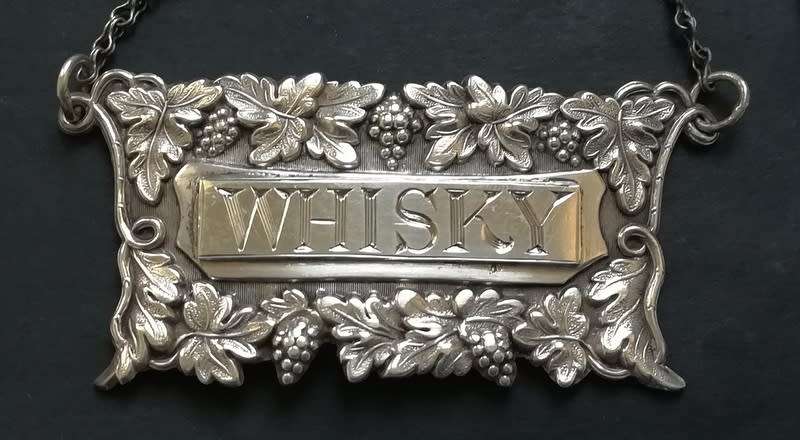 GEORGIAN SILVER BIRMINGHAM 1834 DECANTER LABLE SET - BRANDY, WHISKEY,GIN 30 X 60MM