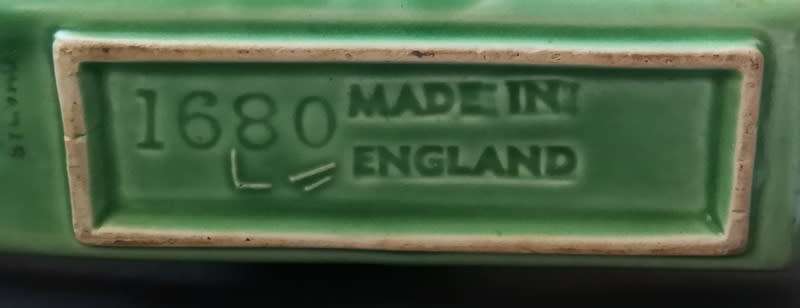 **RARE**SYLVAC SKIING DUCK 1680 N0 CHIPS, CRACKS OR RESTORATION 135X125X40MM