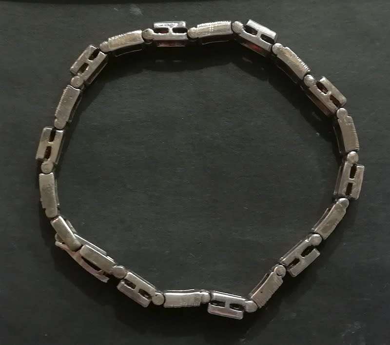 STERLING SILVER GARNETS AND MARCASITE BRACELET 180X4MM 20 GRAMS