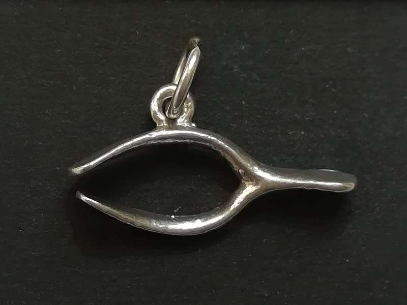 STERLING SILVER CHARM - WISHBONE 10X22MM 1.4 GRAMS