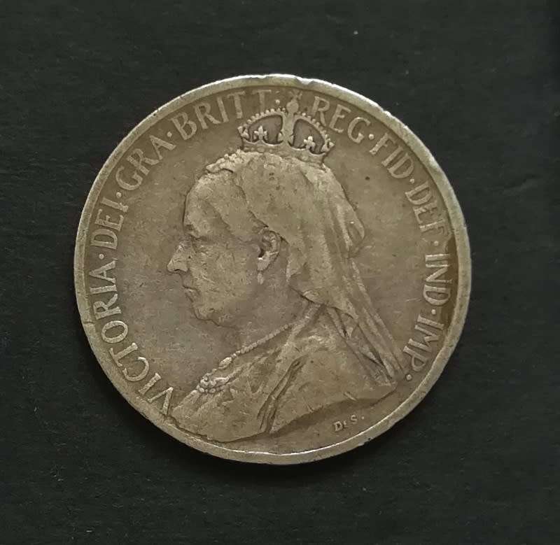 CYPRUS 1901 9 PIASTRES SILVER COIN