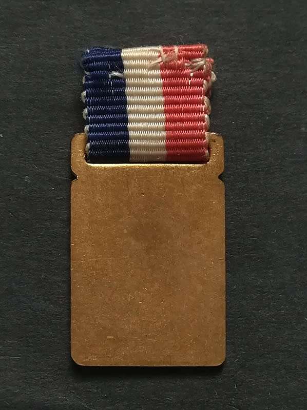 QUEEN WILHELMINA 1898-1948 FIFTIETH ANNIVERSARY JUBILEE 15X20MM
