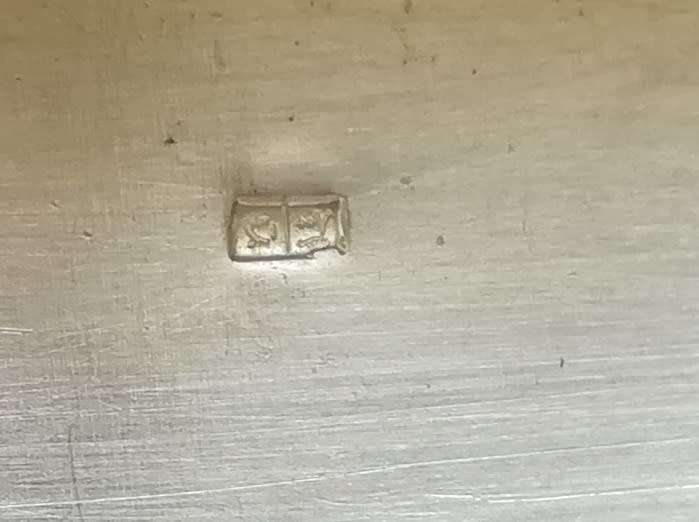 EGYPTIAN SILVER AND MOTHER OF PEARL - PILL BOX 35.8GRAMS 14X28X40MM