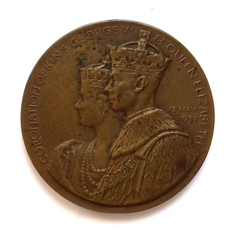 1937 CORONATION GEORGE V1 AND ELIZABETH *THE GORDON HOTELS LTD 50MM