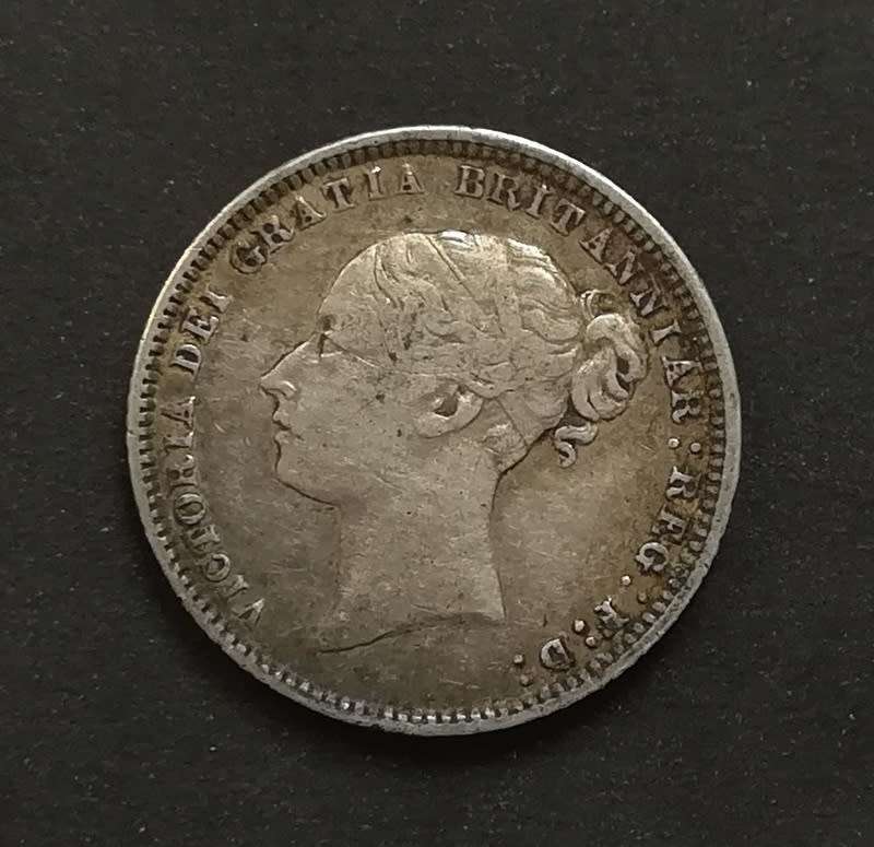 GREAT BRITAIN 1872 DIE 32 SILVER 6 PENCE