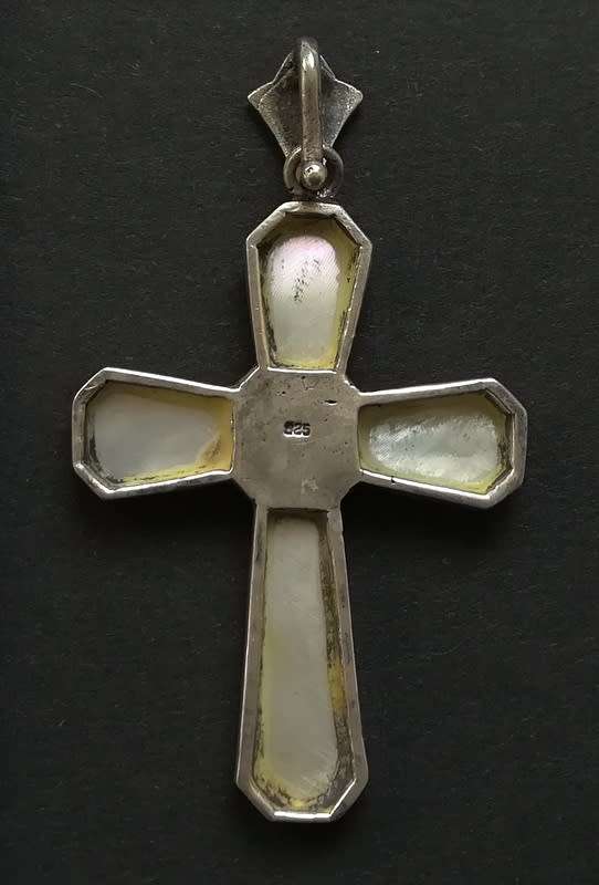 STERLING SILVER MARCASITE + MOTHER OF PEARL CROSS/PENDANT 30X40MM