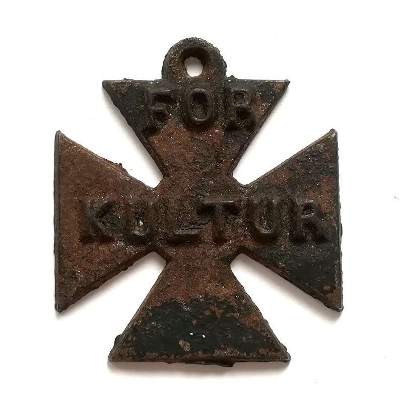 WW1 BRITISH PROPAGANDA IRON CROSS - FOR KULTUR