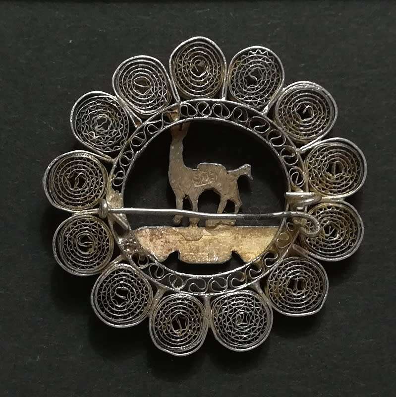 STERLING SILVER FILIFREE LLAMA BROOCH 40MM 5.4G