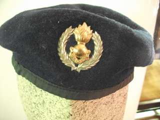 OLD SOUTH AFRICAN ARMY BLUE BERET WITH ENGINEERS BADGE SIZE 57