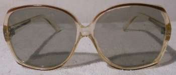 Faye Dunaway style sunglasses Polaroid