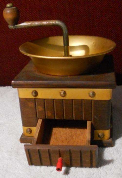 Wood and aluminium coffee grinder