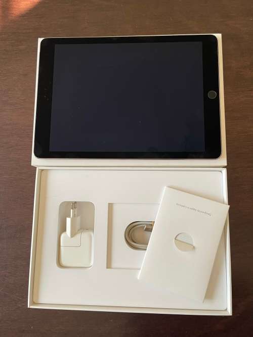 iPad Air 2 64GB - WiFi and Cellular - Space Grey