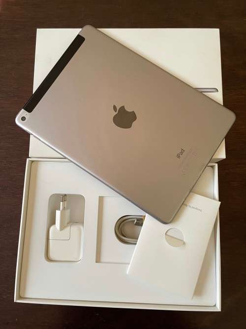 iPad Air 2 64GB - WiFi and Cellular - Space Grey