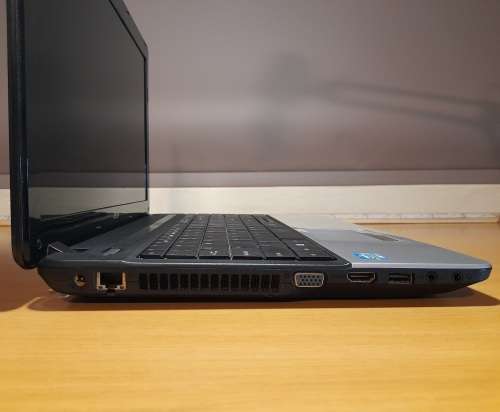 Upgraded Acer Aspire E1-571 Laptop