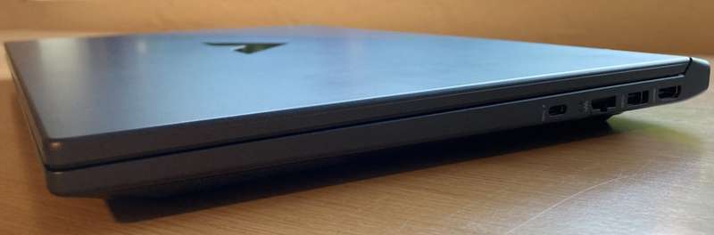 HP Victus Ryzen 5 RX 6500M 1TB Gaming Laptop