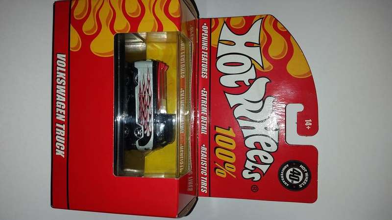 Hot Wheels - 100% - Volkswagen Truck