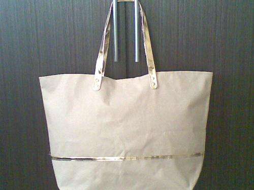 ~~SUPER SPECIAL....GOLDEN ELEGANCE TOTE BAG~~