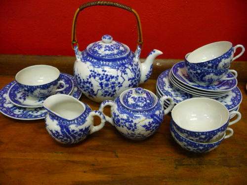 Twenty Piece - Japanese Blue and White Tea Set - Very thin cups and unusual beautiful pattern