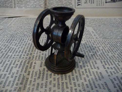 Die Cast Pencil Sharpener Vintage 1950's / 60's - Coffee Grinder