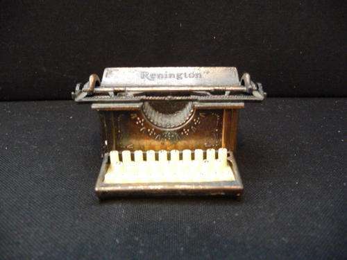 Die Cast Pencil Sharpener Ornament - Typewriter - Renington