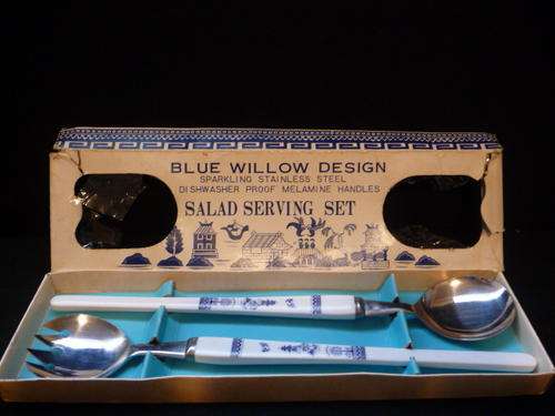 Blue Willow Design - Sparkling Stainless Steel Dishwasher Proof Melamine Handles - Salad Serving Set