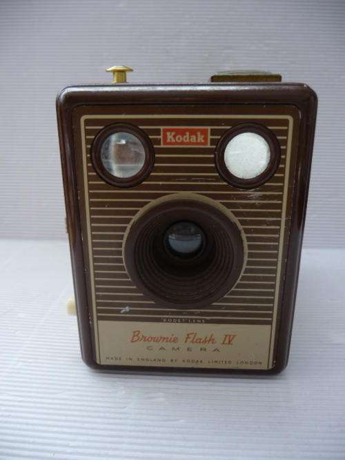 Kodak Brownie Flash IV Box Camera - as is
