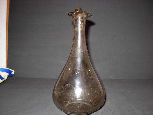 Vintage Table decanter - broken stopper ( Height 21cm  ) @@@ Crazy R1 Start