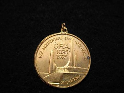 1975 Afrikaanse Taalmonument medallion @@@ Crazy R1 Start