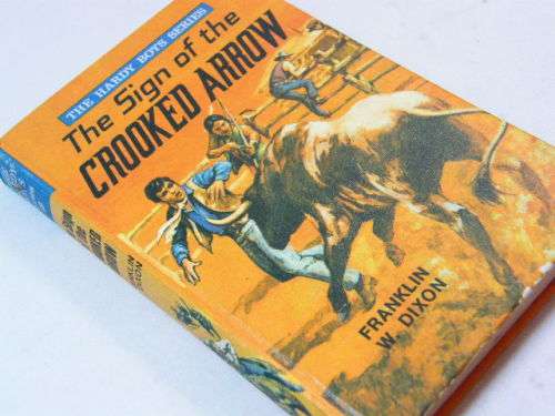 The sign of the Crooked Arrow by Franklin W Dixon