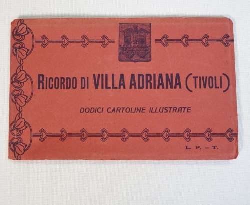 Booklet with 12 unused Tivoli (central Italy) postcards
