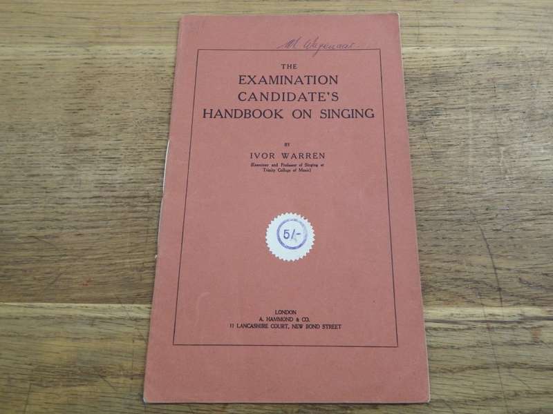 The Examinations Candidate`s handbook on singing - 1934