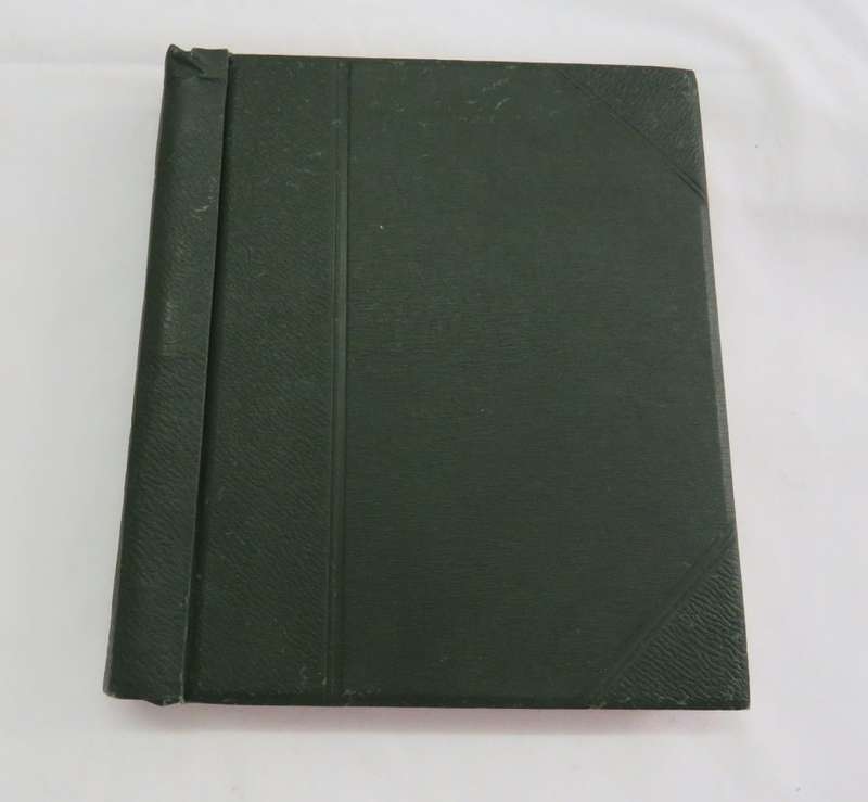 Stamp album with more than 550 stamps - Including some penny reds and other better stamps