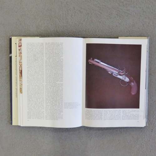 The Illustrated book of Pistols by Frederick Wilkinson