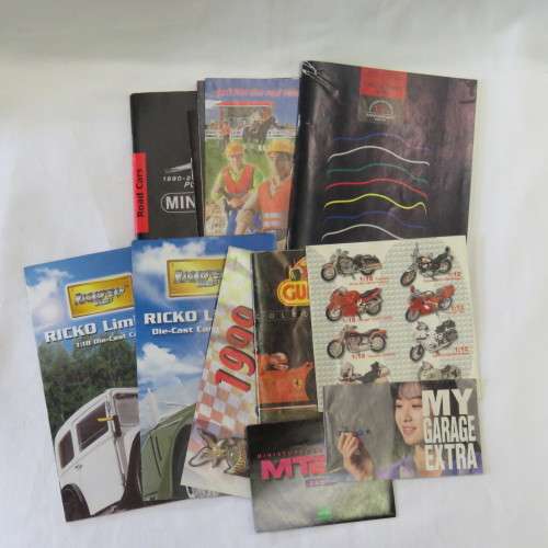 Lot of model cars collection series booklets