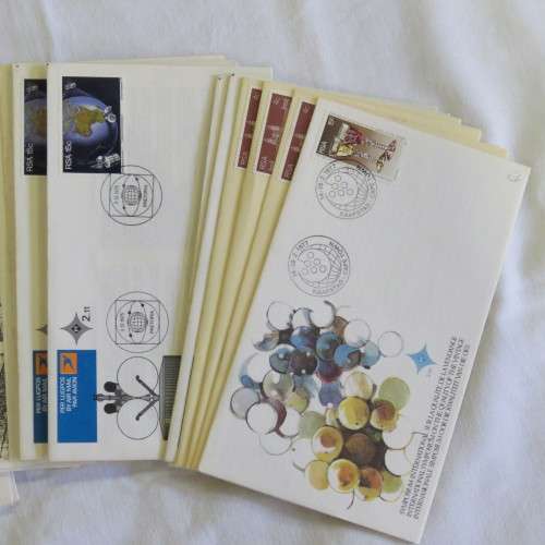 Lot of more than 90 RSA First day covers - Some variations with postmarks