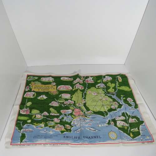 Lot of 5 vintage souvenir printed cloths - Size 70 x 49 - All about same size