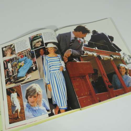 DIANA Princess of Whales - The Book of fashion