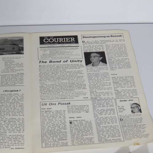 Lot of 8 Ons Courier newspapers - Issued after Tulbagh Disaster