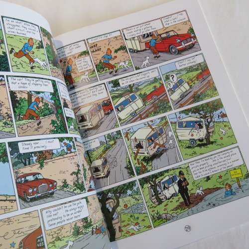 The Adventures of Tin Tin - The black Island - Herge