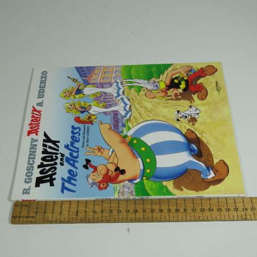 Asterix and the Actress - Volume 31 by Rene Goscinny